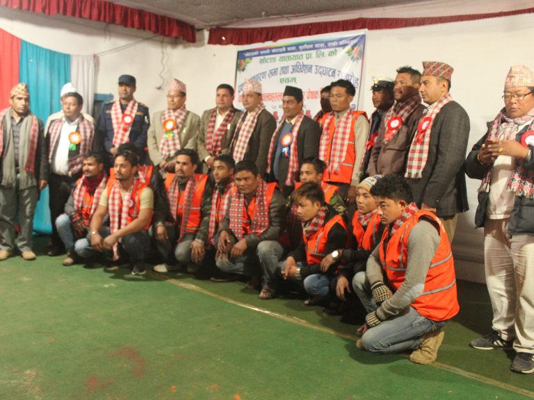 खोटाङका चालक र सह–चालकलाई प्रशिक्षणसँगै पोशाक