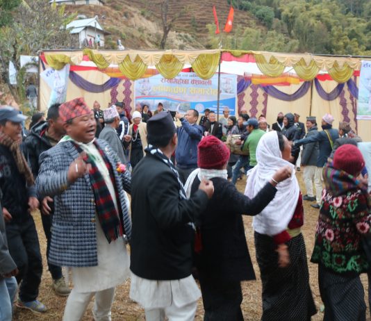 देशविदेशका चाम्लिङ (राखमिहँछा) खोटाङको नुन्थलामा : वंशावली तयार भएकोमा खुशियाली (फोटो कथा)