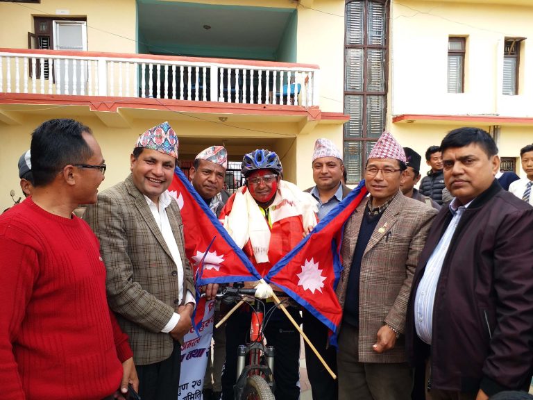 खोटाङको पर्यटन प्रबद्र्दनका लागि साईकल यात्रामा युवा