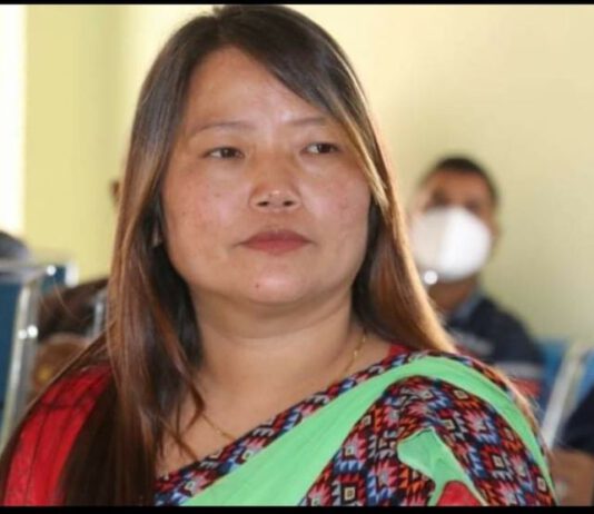 दिक्तेल नगरपालिकाको उपमेयर राईलाई प्रबल जनसेवा श्री चतुर्थ पदक