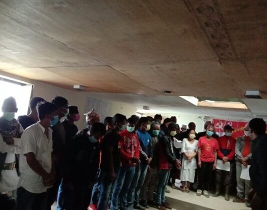 कांग्रेस, एमाले र जसपा परित्याग गरी ४५ जना माओवादी केन्द्र प्रवेश