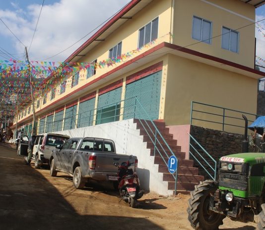 खोटाङमा पहिलो पटक निर्मित सपिङ कम्प्लेक्स तथा चिल्ड्रेनपार्कको उद्घाटन