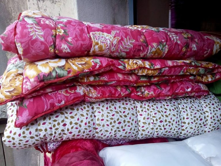 लफ्याङका ज्येष्ठ नागरिकलाई जाडो छल्न फाइबरको सिरक